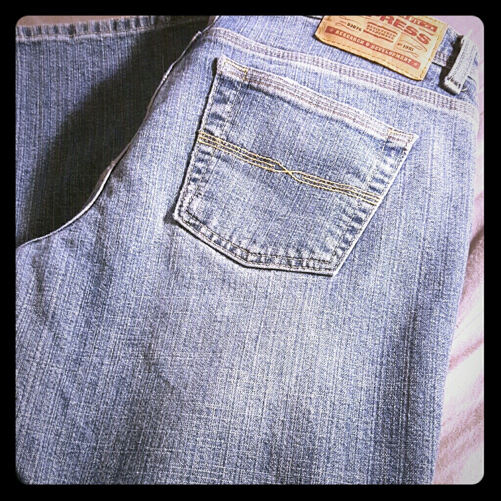 Express precision fit jeans